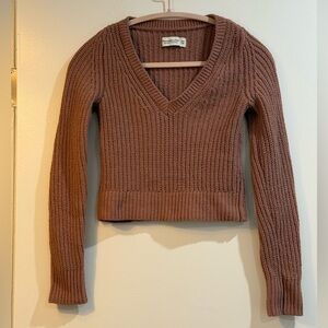 Abercrombie & fitch cropped v neck sweater Sz xxs MOVING SALE!